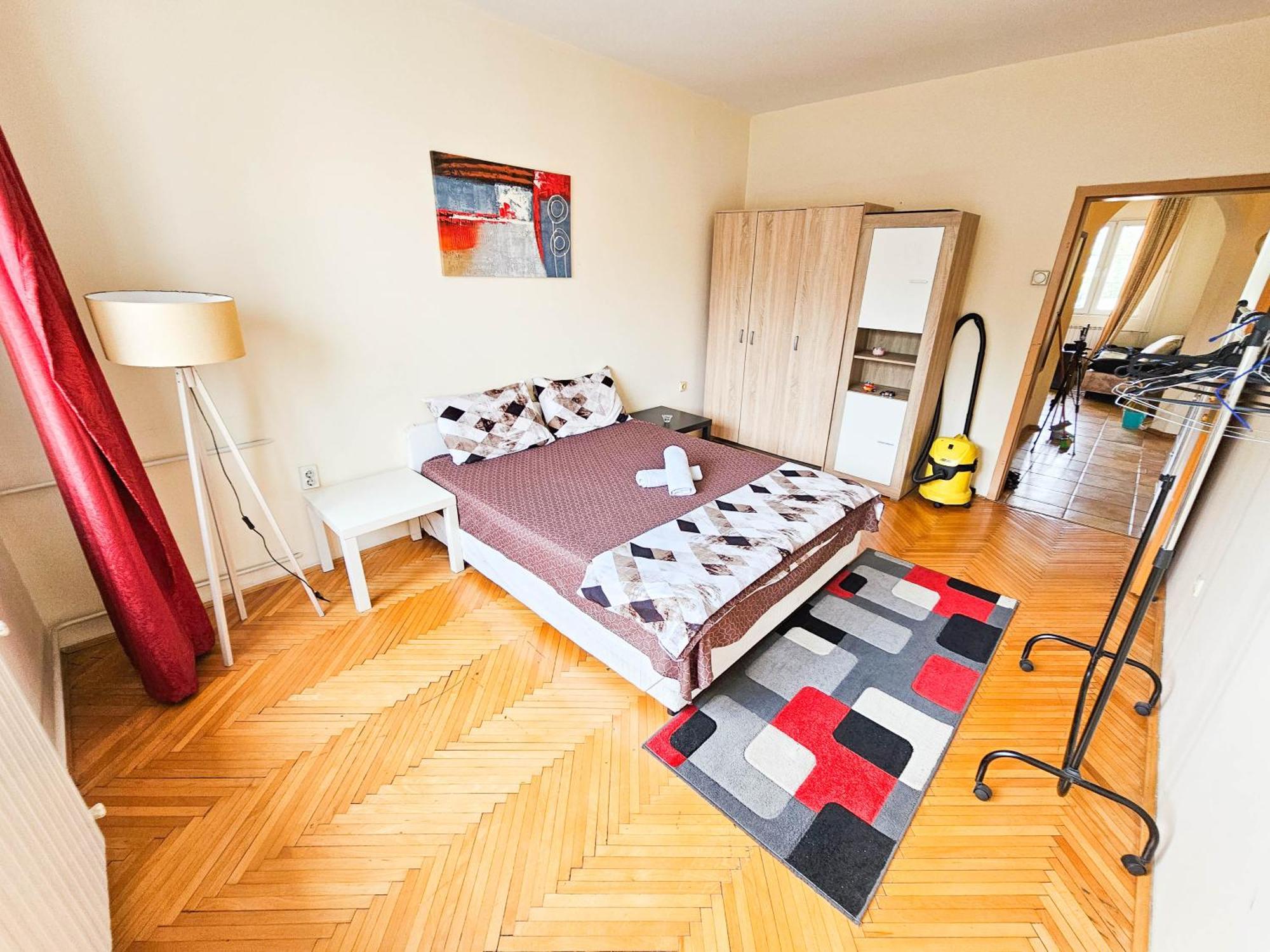 Central Apartments Skopje Ngoại thất bức ảnh