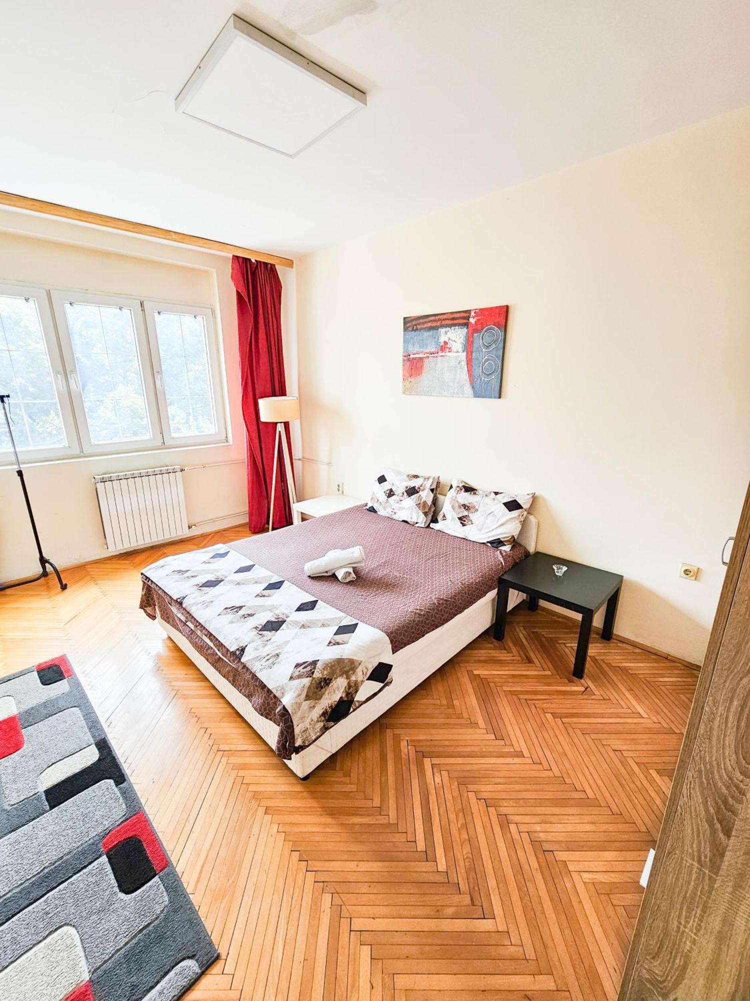 Central Apartments Skopje Ngoại thất bức ảnh