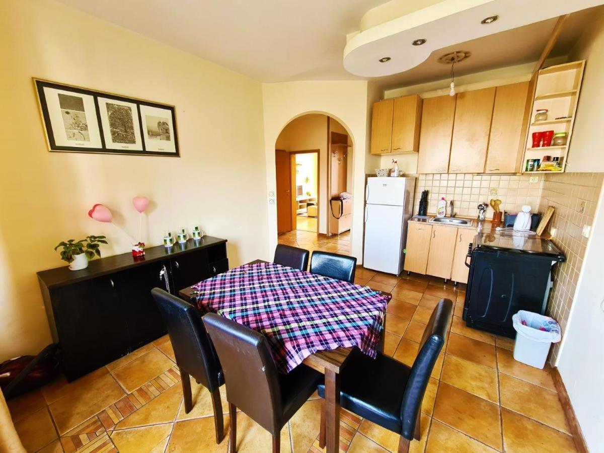 Central Apartments Skopje Ngoại thất bức ảnh