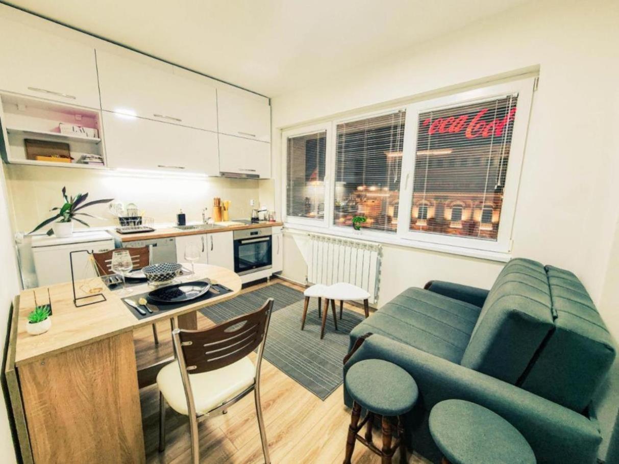 Central Apartments Skopje Ngoại thất bức ảnh