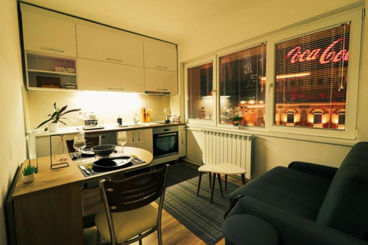 Central Apartments Skopje Ngoại thất bức ảnh